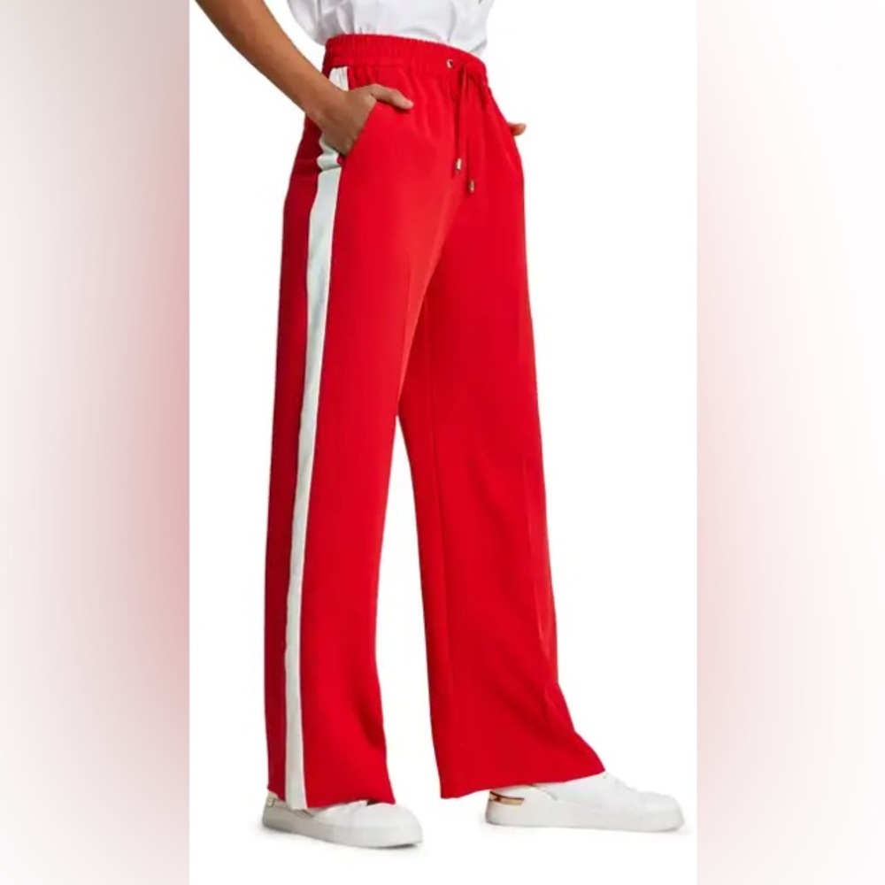 sweat pants
